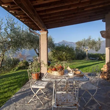 Villa La Piana Mommio