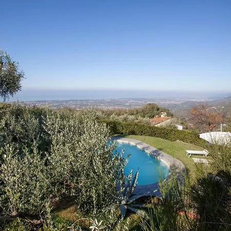 La Piana Villa Mommio